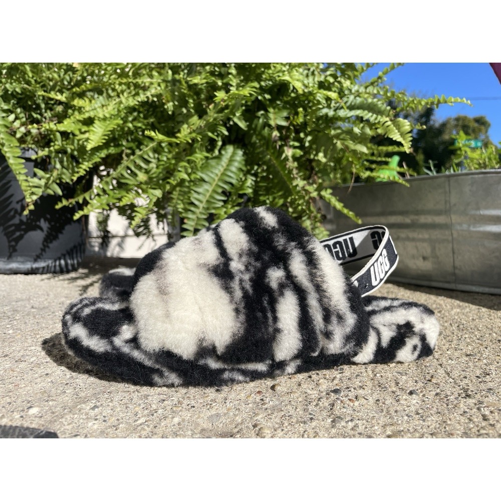 UGG Fluff Yeah Slide Slippers Sandals Womens Size 6 Marble Fuzzy EUC‎